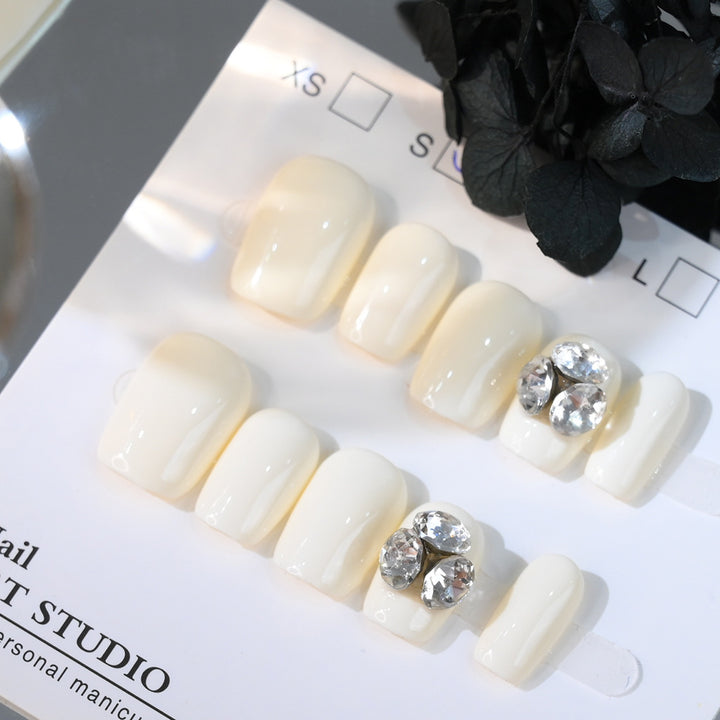 Decorative Rhinestone Press-On Nail Set Stornfield