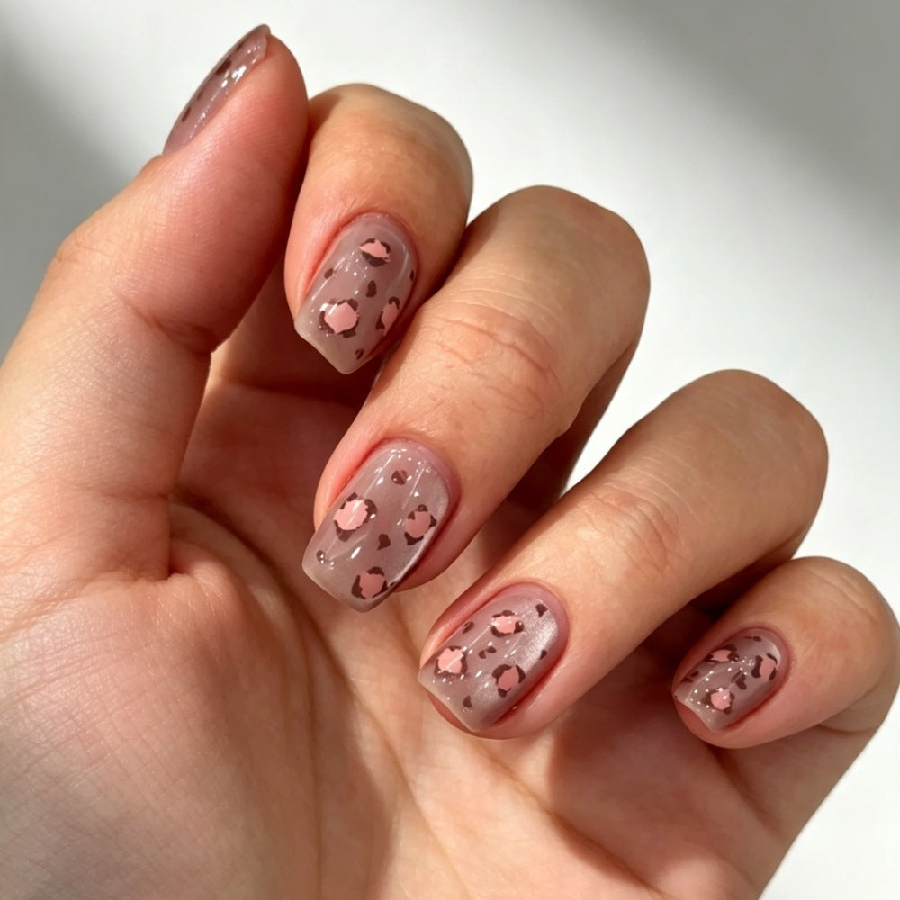 Acrylic nails with modern animal design Stornfield