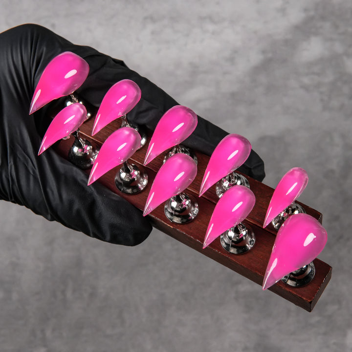 Stiletto Shaped Press-On Nail Set with Glossy Finish