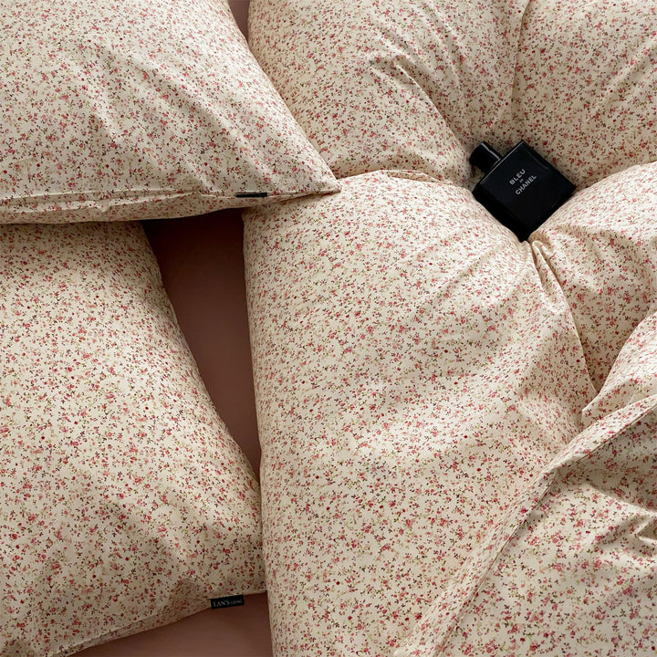 Reversible Mako cotton satin duvet cover set with minimalist dotted terrazzo look