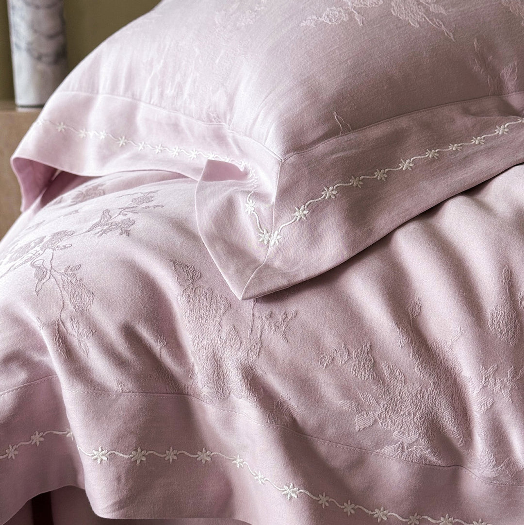 Luxe Textured Cotton-Linen Duvet Cover Set with Contrast Zigzag Trim and Quilted Euro Shams