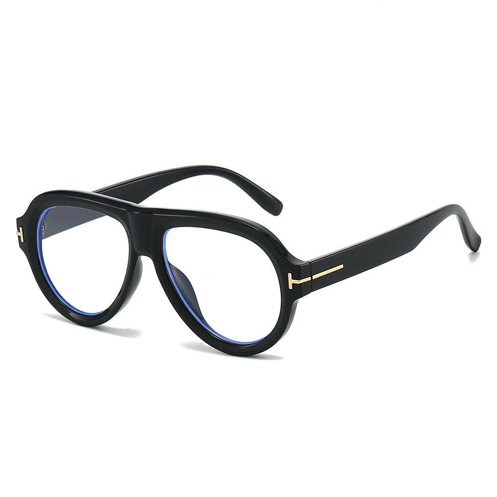 Fashion-Forward Bold Geometric Sunglasses Stornfield