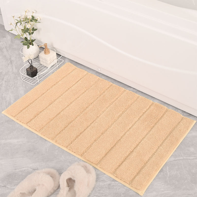 Plush Ribbed Bath Mat