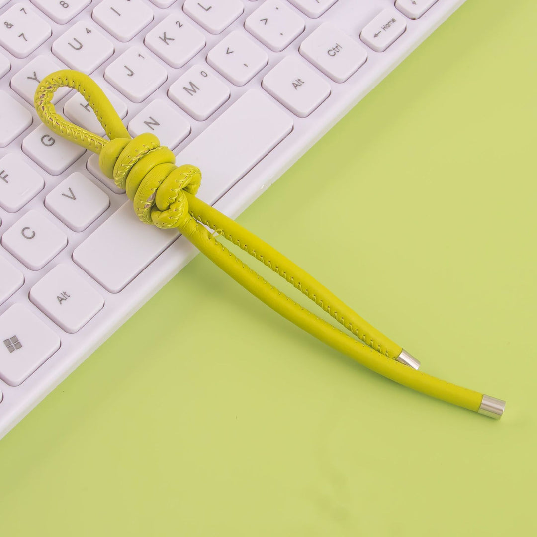 Elegant Silicone Cable Organizer Stornfield