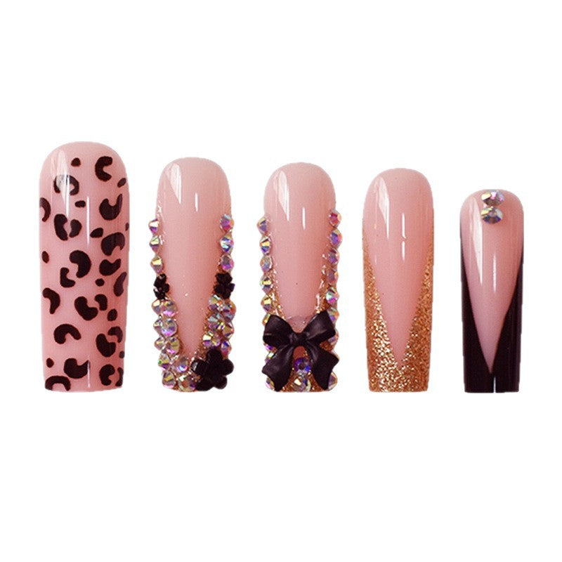 Glamorous Press-On Nail Art Set with Rhinestone and Leopard Accents Stornfield