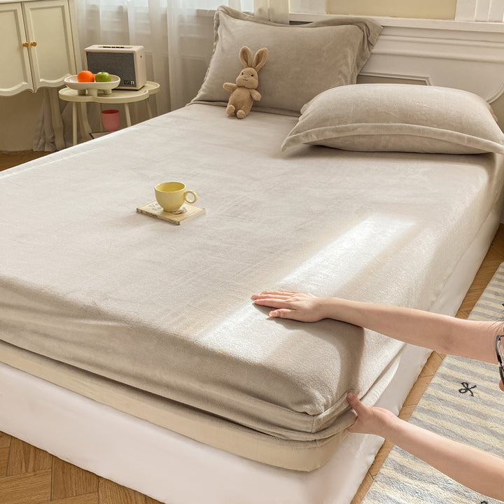Ultra-Soft Fleece Mattress Protector