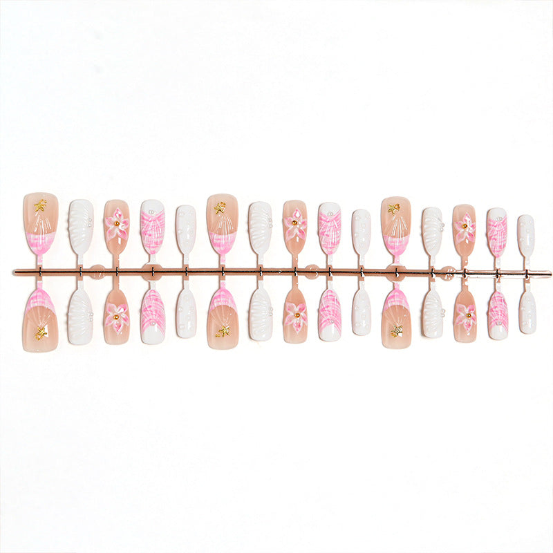 Artificial Nail Set with Floral and Glamorous Accents Stornfield