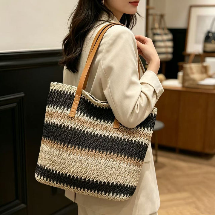 Shopping and beach bag with elegant stripe pattern Stornfield
