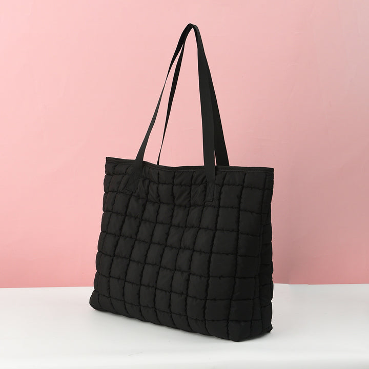 Fashionable shopping bag with padded design Stornfield