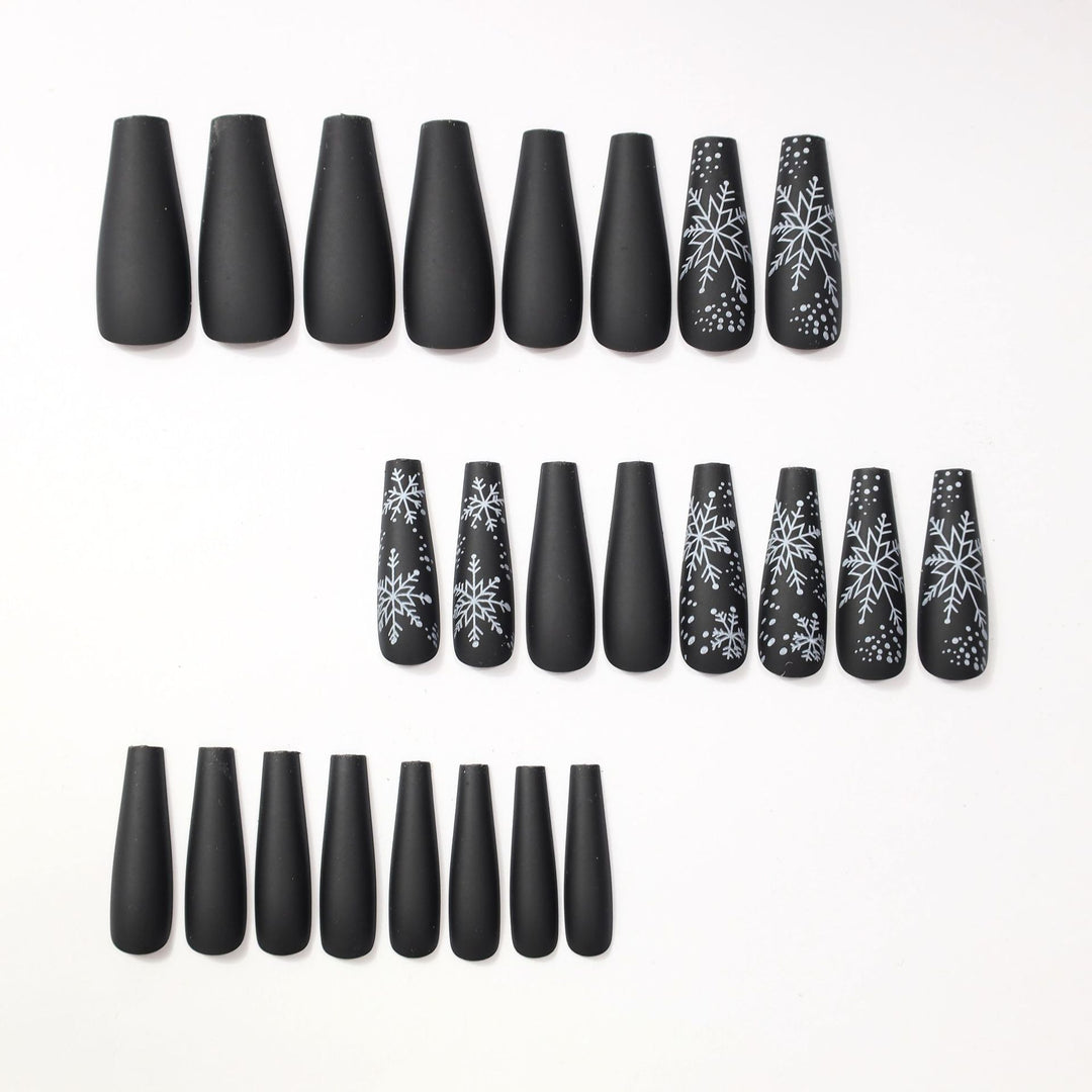 Artistic Winter-Themed Nail Art Design Stornfield