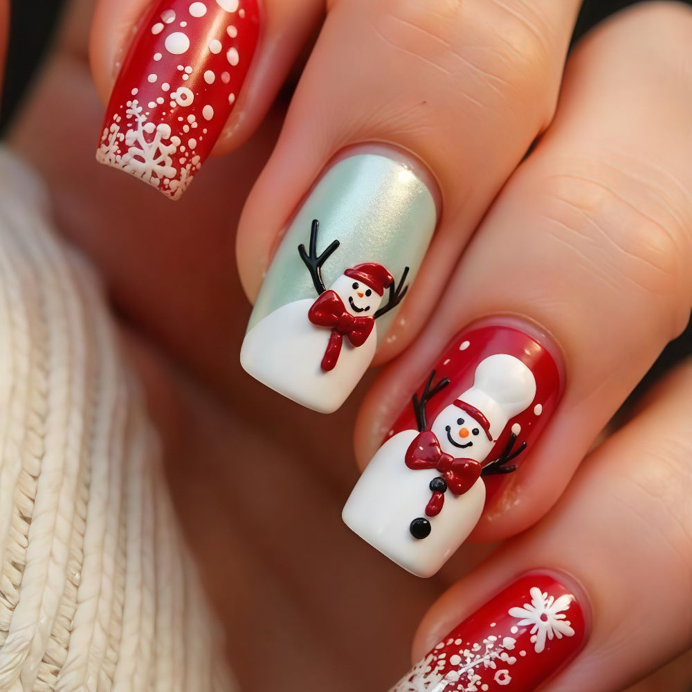 Artificial nails with festive Christmas designs Stornfield