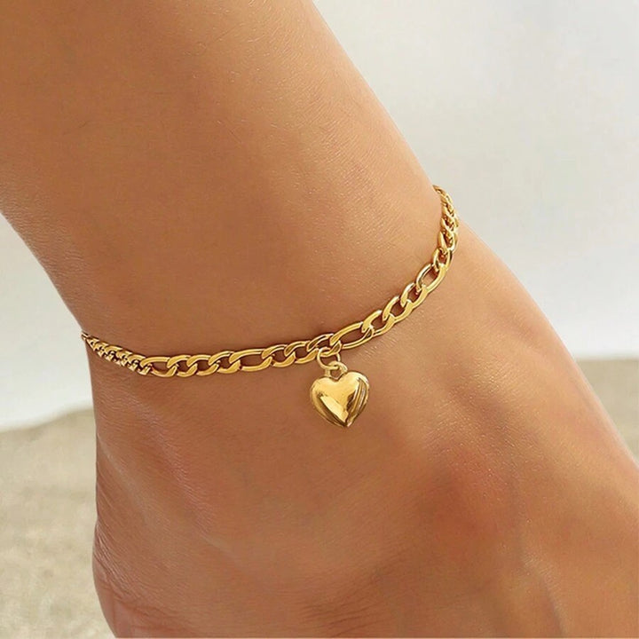 Heart Charm Link Bracelet Stornfield