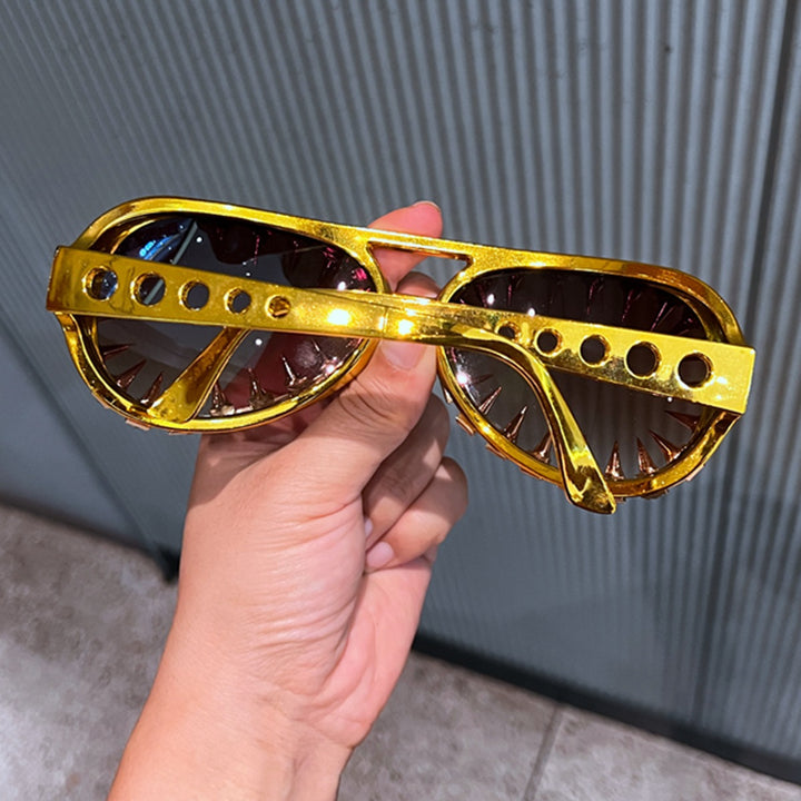 Women's sunglasses in a futuristic design with尖 crystal embellishments Stornfield