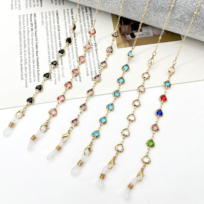 Heart-Shaped Eyewear Chain Stornfield