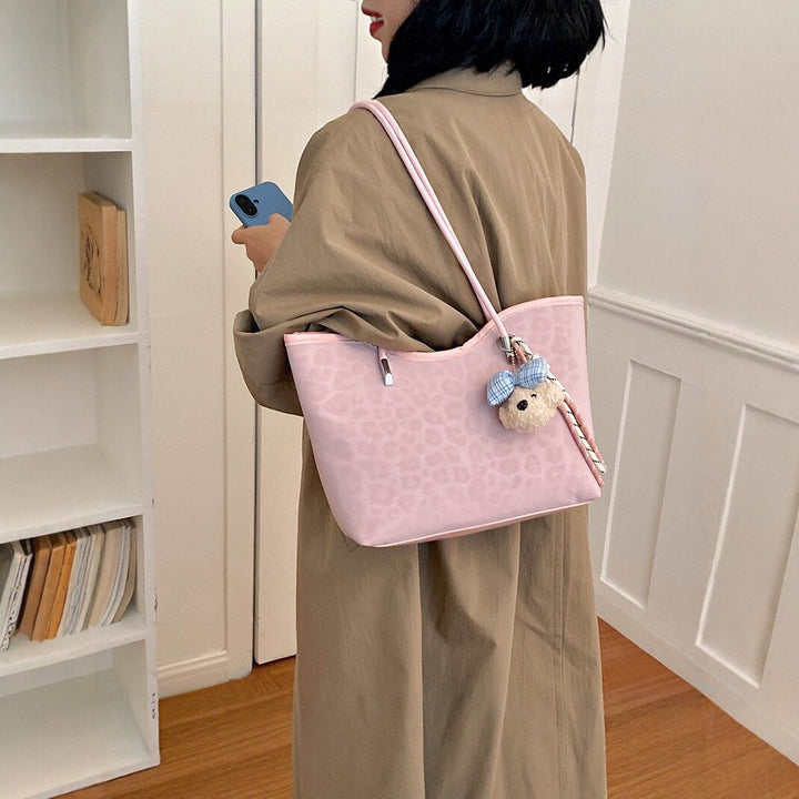 Stylish and Versatile Tote Bag