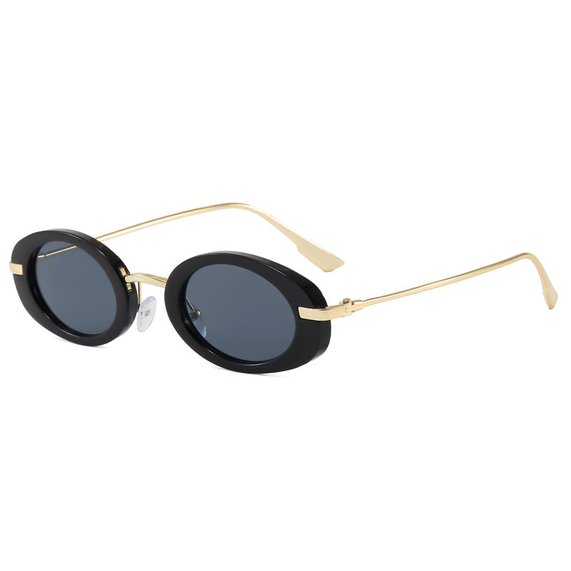 Fashionable glasses with oval frame Stornfield