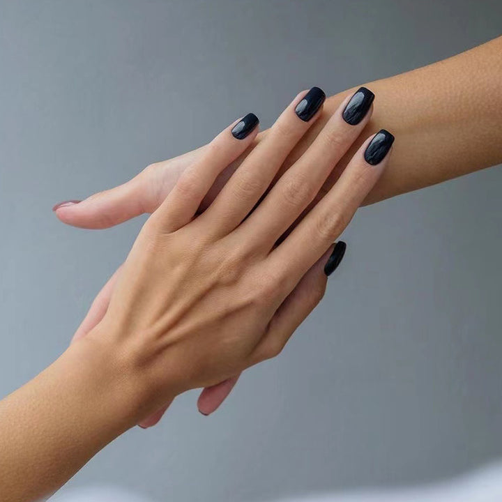 High-Quality Artificial Nails Stornfield
