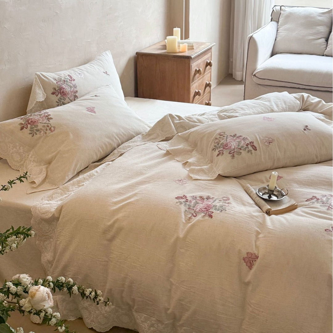 Romantic Linen-Blend Floral Embroidered Duvet Ensemble with Lace Scallop Hem and Decorative Pillow Shams