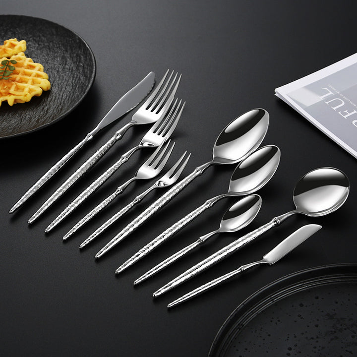 Elegant soup spoon with structured handle Stornfield