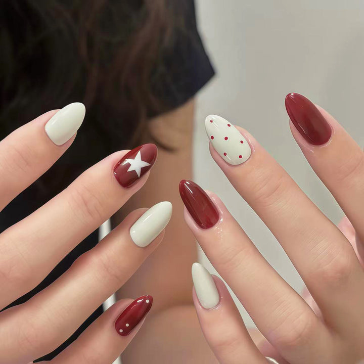 Artistic Holiday-Themed Press-On Nail Set