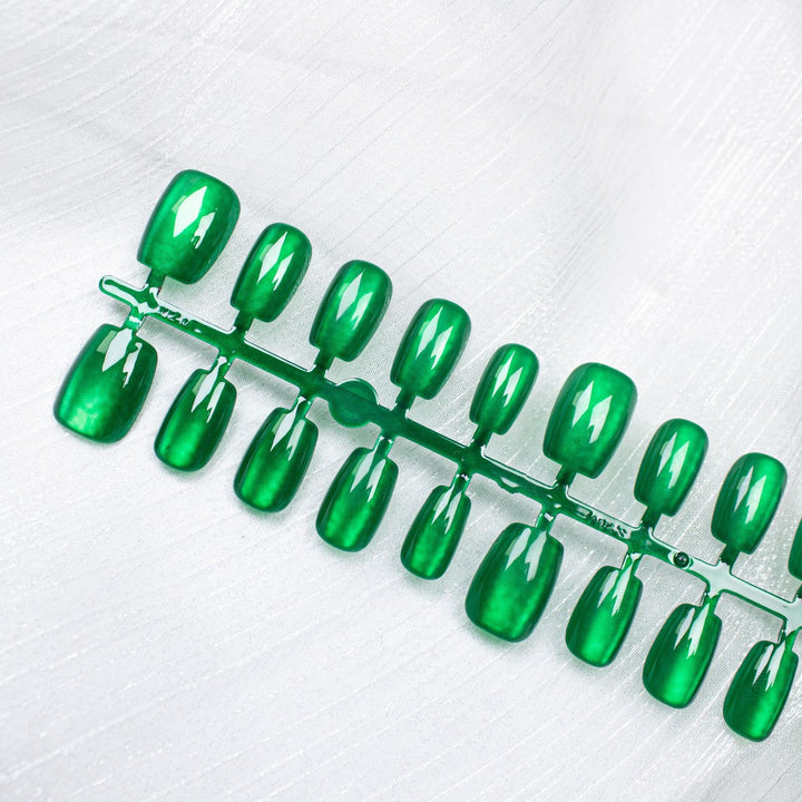 Press-On Nail Tips Stornfield