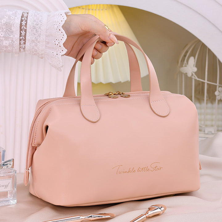 Cosmetic Transport Bag with Elegant Design and Practical Storage Stornfield