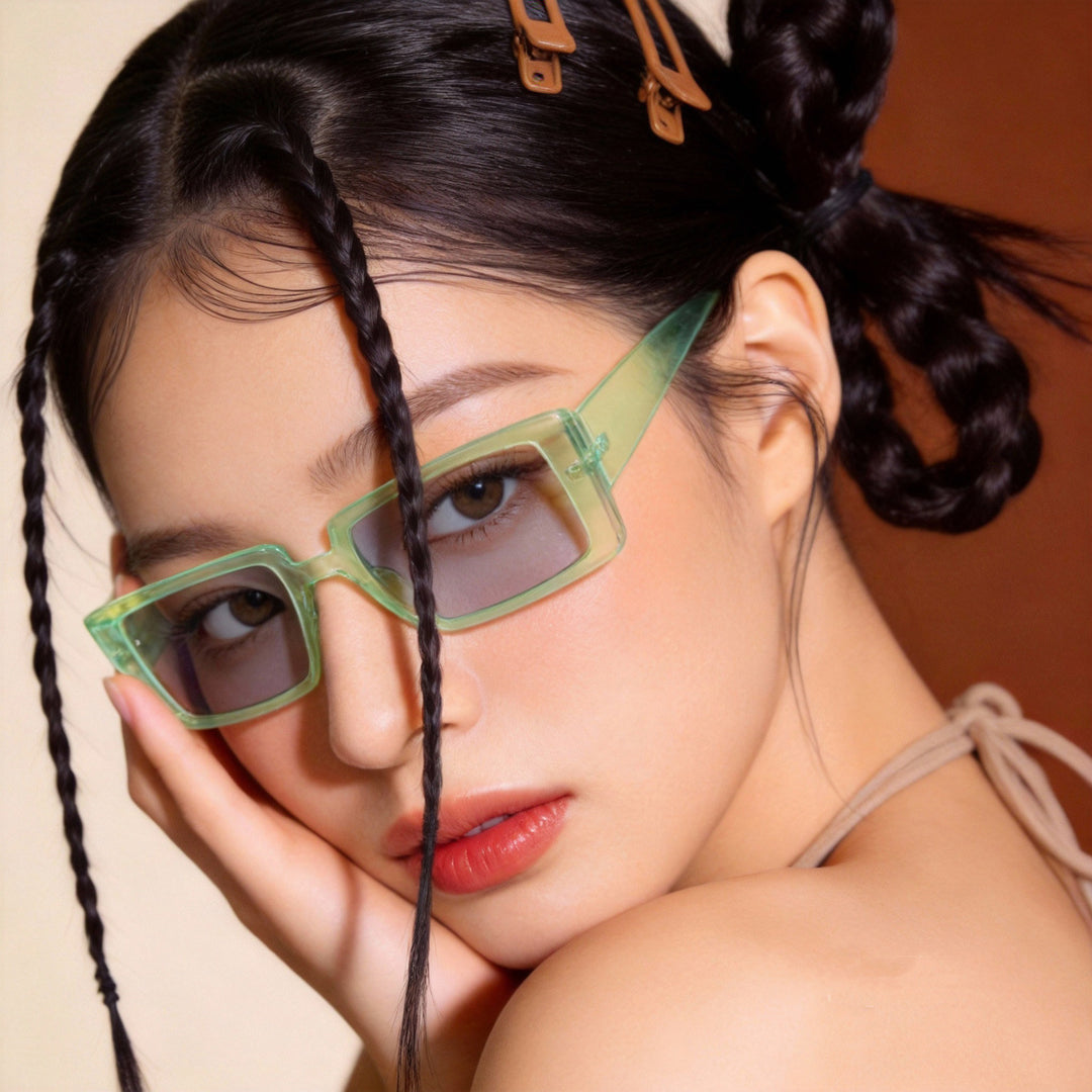 Women oversized sunglasses with fashionable frame Stornfield