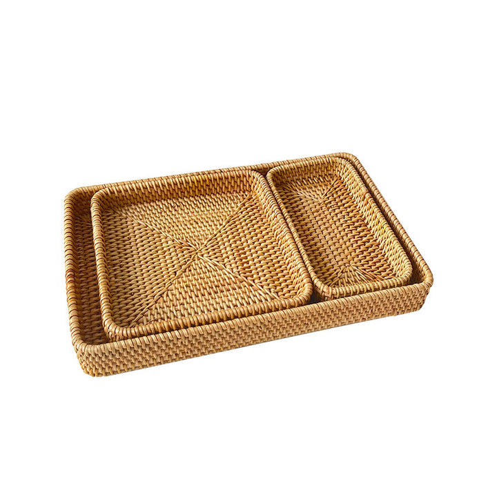 Women square natural material serving plate Stornfield