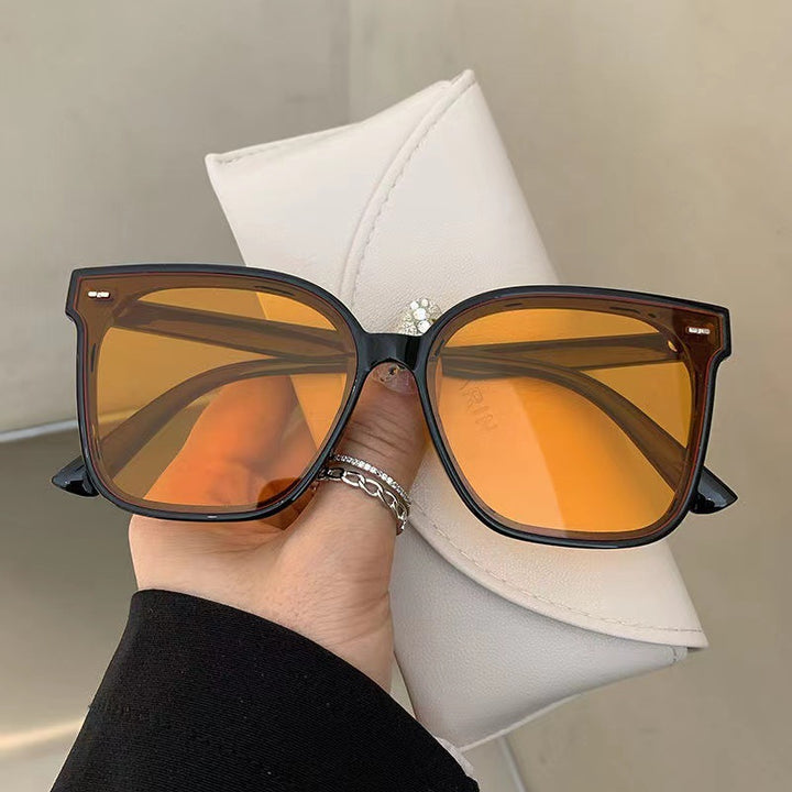 Ladies stylish sunglasses with a fashionable highlight Stornfield