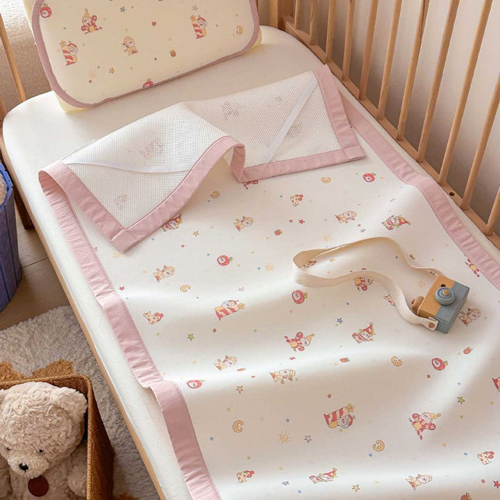 Waterproof Baby Mattress Cover with Cute Dog Prints and Breathable Cover