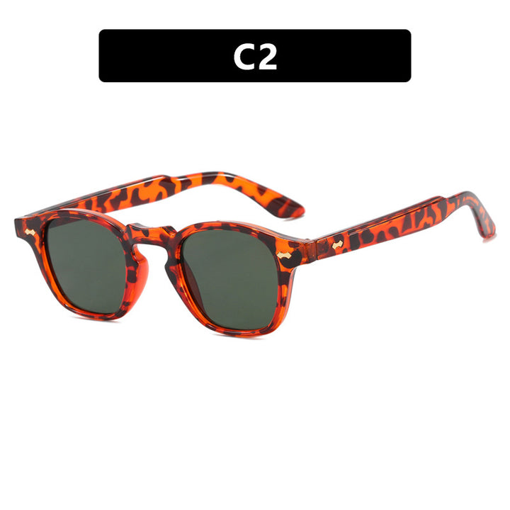 Women's geometric sunglasses with protective UV filter and contemporary design Stornfield