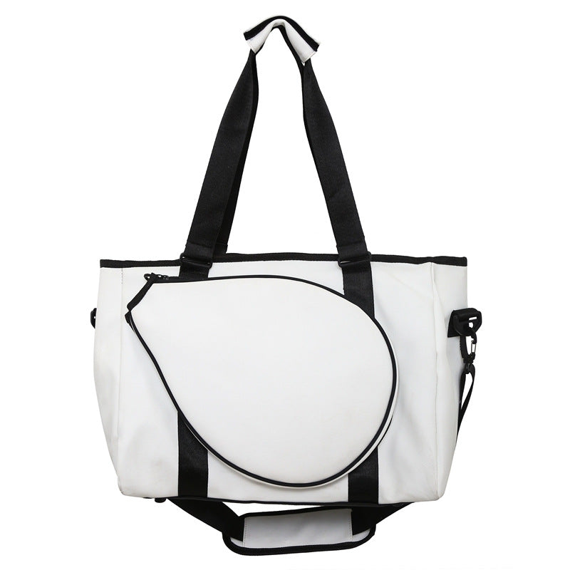 Practical sports and travel bag with ergonomic design Stornfield