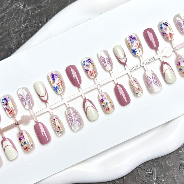 Floral Artistic Press-On Nail Set