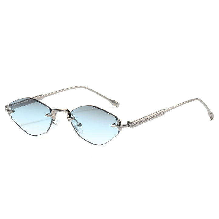 Chic Angular Cat-Eye Sunglasses Stornfield