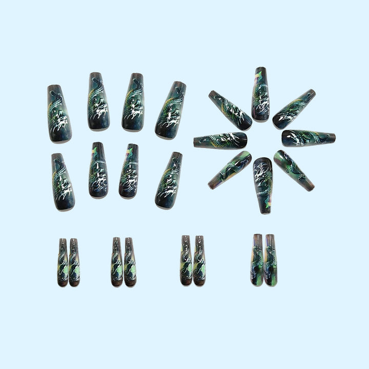 Artificial nails with 3D dragon design Stornfield