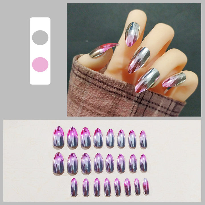 Creative artificial nails in modern gradient design Stornfield