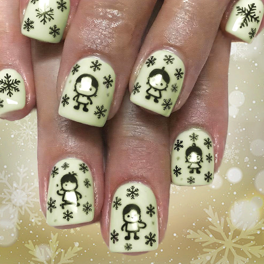 Winter-Themed Nail Art Design Stornfield