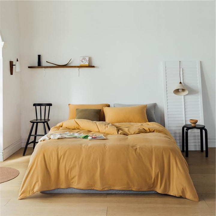 Bedding set made of breathable cotton percale with temperature-regulating processing