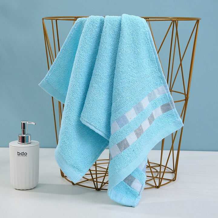 High-Quality Patterned Bath Towel With Fine Design Stornfield