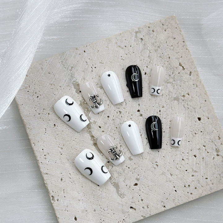 Butterfly-Embellished Press-On Nail Set