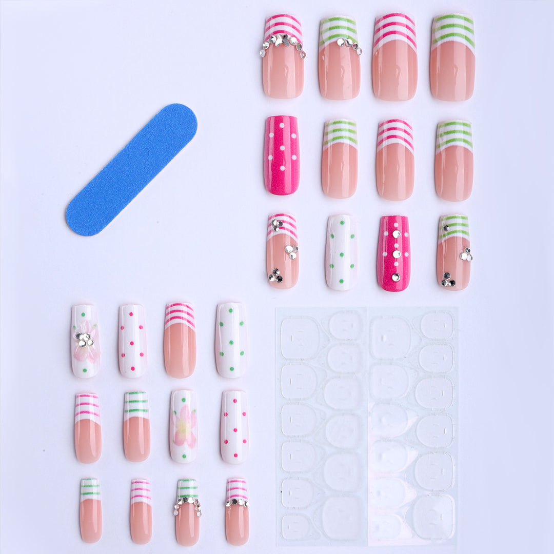 Artificial nails with creative patterns and applications Stornfield