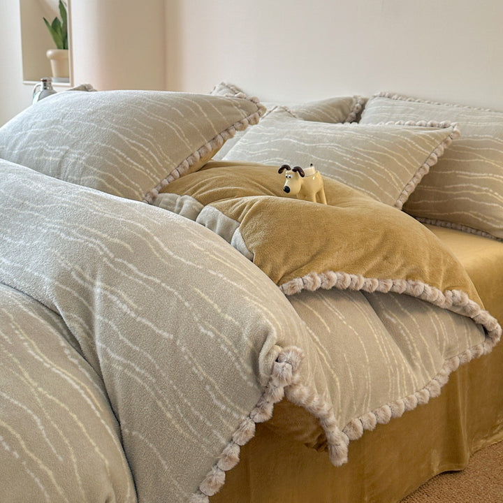 Plush Reversible Leopard-Print Duvet Cover and Pillowcase Set with Pom-Pom Trim