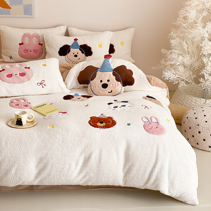 Cozy bedding set with embroidered cartoon cats and plush appliqués