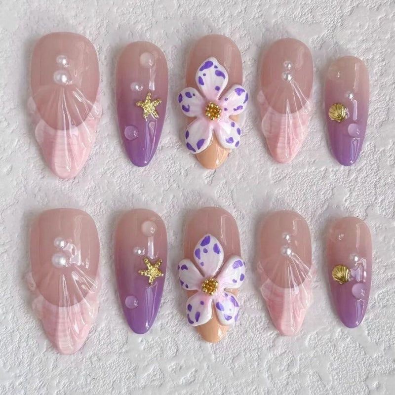 Artistic Floral and Star-Embellished Press-On Nail Set Stornfield