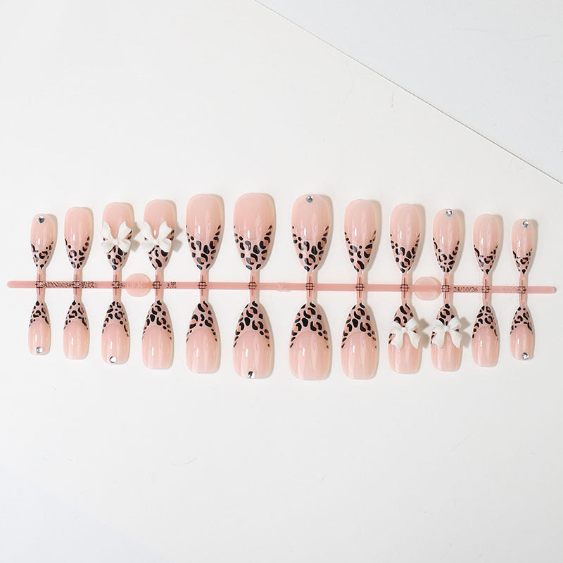 Decorative Nail Tips Set Stornfield