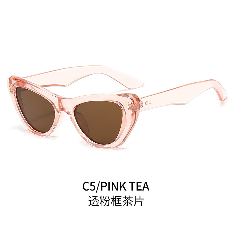 Ladies Cat-Eye Sunglasses with Elegant Accentuated Frame Stornfield
