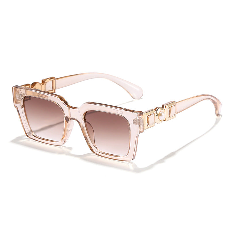 Women's fashionable sunglasses with glamorous frame Stornfield