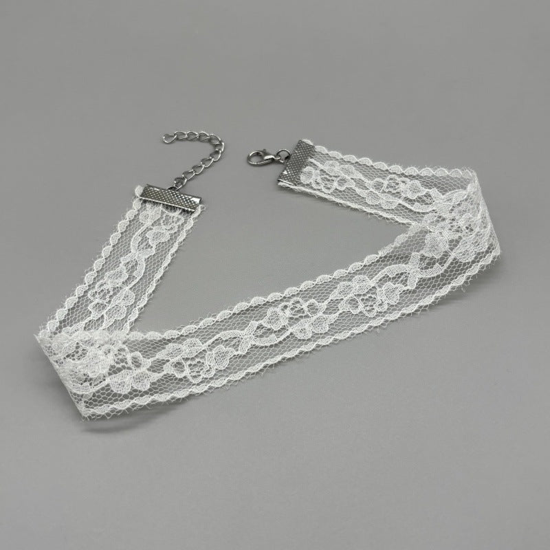 Elegant Lace Choker Stornfield