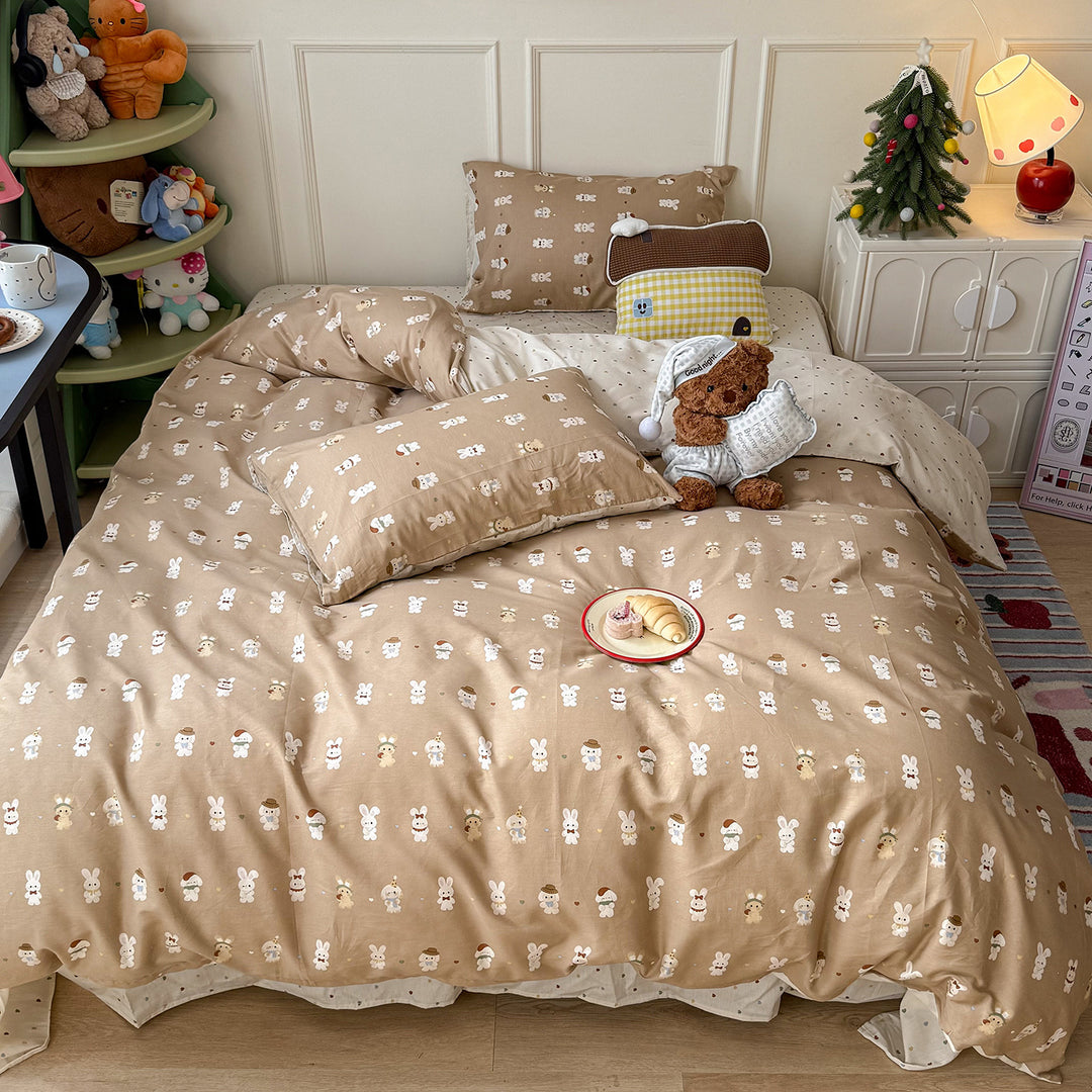 Playful Cartoon-Themed Bedspread Set