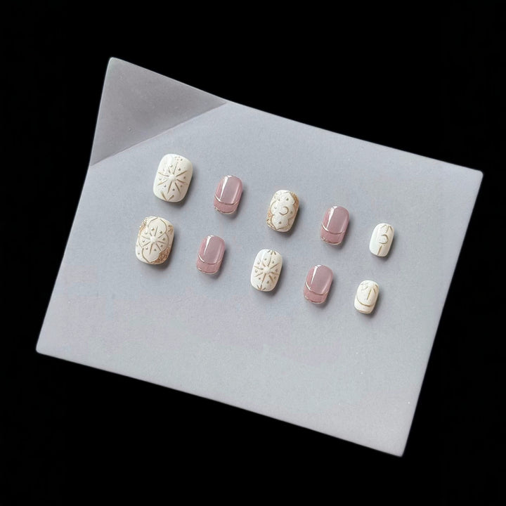 Decorative Press-On Nail Art Set with Elegant Floral Patterns